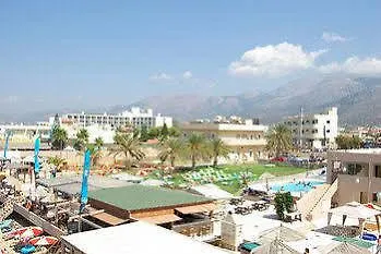 Front Hotel *